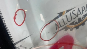 фото thumb №4, Скло перед передня dodge durango 2014-