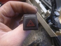 фото thumb №1, Volvo v50 вимикач аварійних 8651399