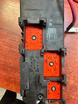 фото thumb №3, Коробка предохранителей opel оригинальный номер 13144711