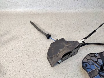 фото thumb №4, Замок доводчик двері праві зад задній комплектний audi a8 d4 4h 9+3 pin