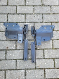 фото thumb №1, Петля решётка радиатора решётка радиатора лавка scania r 1889299