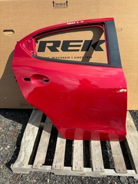 фото thumb №1, Дверь правое задние задняя mazda 2 dj da6c72010