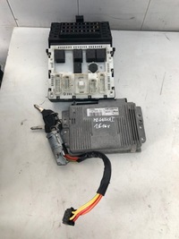 фото thumb №1, Блок управления набор стартовый renault megane i 1.6 7700864454