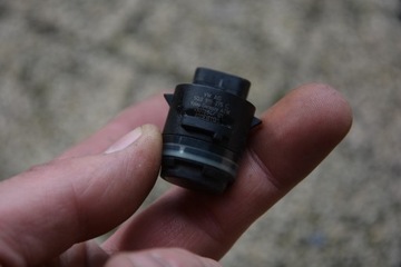 фото thumb №15, Оригинальный номер vag 5q0919275c датчик парковка p+t оригинал