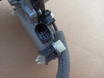 фото thumb №6, Audi a7 4k замок крышки багажника 4m0827506e доводчик 3v5827887c
