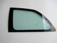 фото thumb №1, Стекло задняя левая кузовная toyota yaris ii 3d