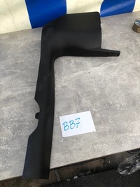 фото thumb №1, Защита порог правая audi 80b867272b