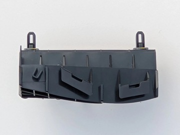 фото thumb №14, Кронштейн ковзун лампи праві зад 15-18 toyota avensis iii t27 універсал