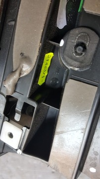 фото thumb №9, Крепление спойлера l+p vw id.4 11a827939b/940b