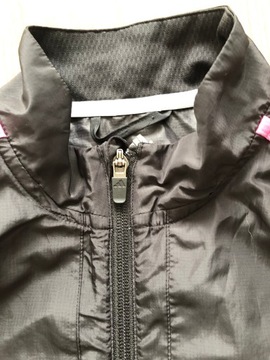 Женская куртка ADIDAS, размер 38/40.
