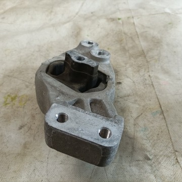 фото thumb №8, Mercedes w163 98-łapa подушка правий 46535 1-3 usa