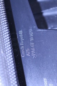 фото thumb №5, Audi r8 420 06- защита крышка двигателя 420863082a