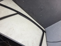 фото thumb №1, Прокладка скло лівий перед renault clio iv 5двері hb