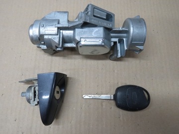 фото thumb №1, Ford mondeo mk4 s-max замок запалювання ключ вставка 3m51-3f880-ac