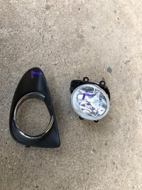 фото thumb №2, Toyota yaris iii решітка протитуманної фари