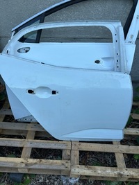 фото thumb №1, Двері задня задні праве renault megane iv kombi