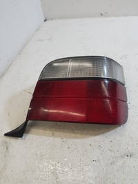 фото thumb №1, Лампа права задня bmw e39