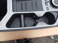 фото thumb №8, Підлокітник тунель панель коробки передач зарядний пристрій індукція kia ev6 22r