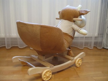 Качающаяся поездка под звуки COW