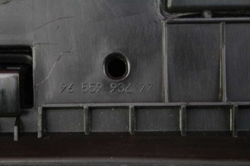 фото thumb №11, Бардачок пассажира peugeot 308 1 i 08r