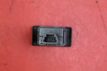 фото thumb №6, Выключатель света аварийных 15b279 toyota avensis t27 рестайлинг 09-18