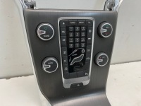 фото thumb №3, Volvo v40 панель кондиционера радио обдув dekor