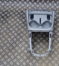 фото thumb №1, Toyota rav4 00-05 туннель средний кронштейн na кружки