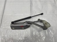 фото thumb №1, Discovery sport lift l550 петля капот правый