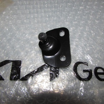 фото thumb №1, Кронштейн амортизатора задньої кришки prius