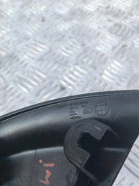 фото thumb №1, Треугольник заглушка дверь перед правая volvo v40 ii