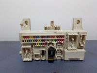 фото thumb №1, Ford c-max mk1 2.0 tdci коробка запобіжників