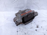 фото thumb №1, Vw passat b6 кронштейн подушка двигателя 3c0199555