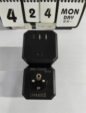 CUBE 4 РОЗЕТКИ USB Type C 7в1 без кабеля