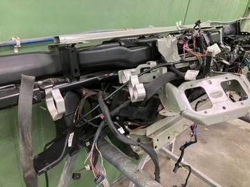 фото thumb №12, Mercedes actros mp4 панель консоль капот широкая кабина