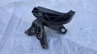 фото thumb №1, Подушка кронштейн двигуна peugeot 3008 ii 1.2 thp