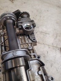 фото thumb №16, Насос масла вал balansujący оригинальный номер 045115109a 045103331 vw polo iv 9n1 1.4tdi