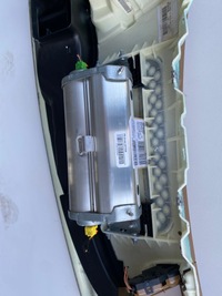 фото thumb №8, Консоль панель mercedes cl w216 рестайлінг шкіра