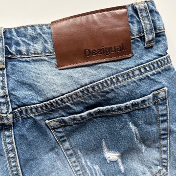 DESIGUAL Шорты Шорты Джинсовые нашивки 28
