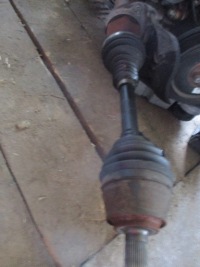 фото thumb №1, Volvo v40 ii 2,0b привідний вал права/ліва p31437517/25960