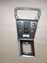 фото thumb №1, Volvo v40 ii 12-18' панель рамка