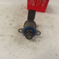 Volkswagen passat b7 клапан регулятор давления топлива 0928400768 Оригинал, фото thumb