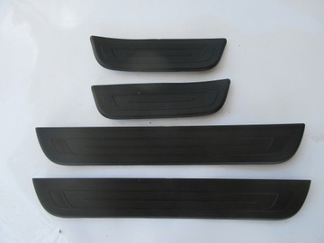 фото thumb №1, Планка накладка порогова правий перед hyundai i30 ii hb 5d