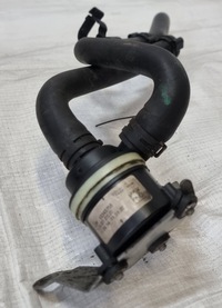 фото thumb №1, Помпа жидкость 13343758 opel astra 4 j iv 2,0 cdti