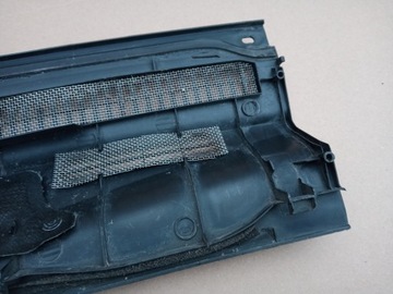 фото thumb №7, Toyota avensis t25 правые панель под лобовым стеклом 2003r.-