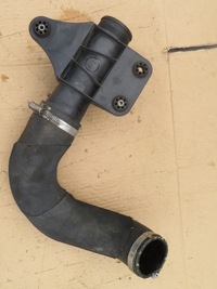 фото thumb №1, Audi оригинальный номер 4g0145673r труба интеркулер