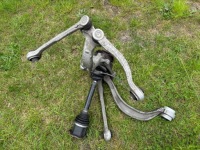 фото thumb №1, Поворотний кулак права перед audi q5 80a407560d