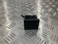 фото thumb №1, Панель port usb c разъём mercedes a klasa w177