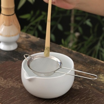 Традиционный керамический держатель для венчика Matcha