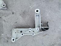 фото thumb №1, Кронштейн важіль правий vw golf v vi 1k0199256f