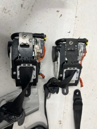 фото thumb №3, Range rover sport l494 ремені безпеки przod2x